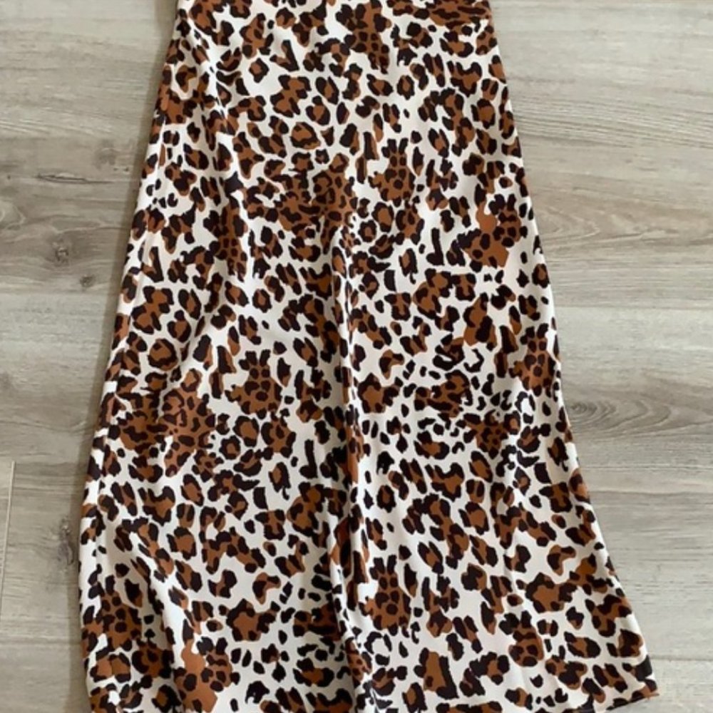 Aritzia leopard print skirt size 00